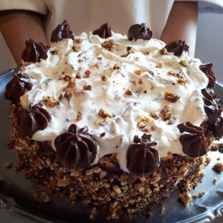 Tort-Krantz-cu-nuci-si-crema-de-cacao
